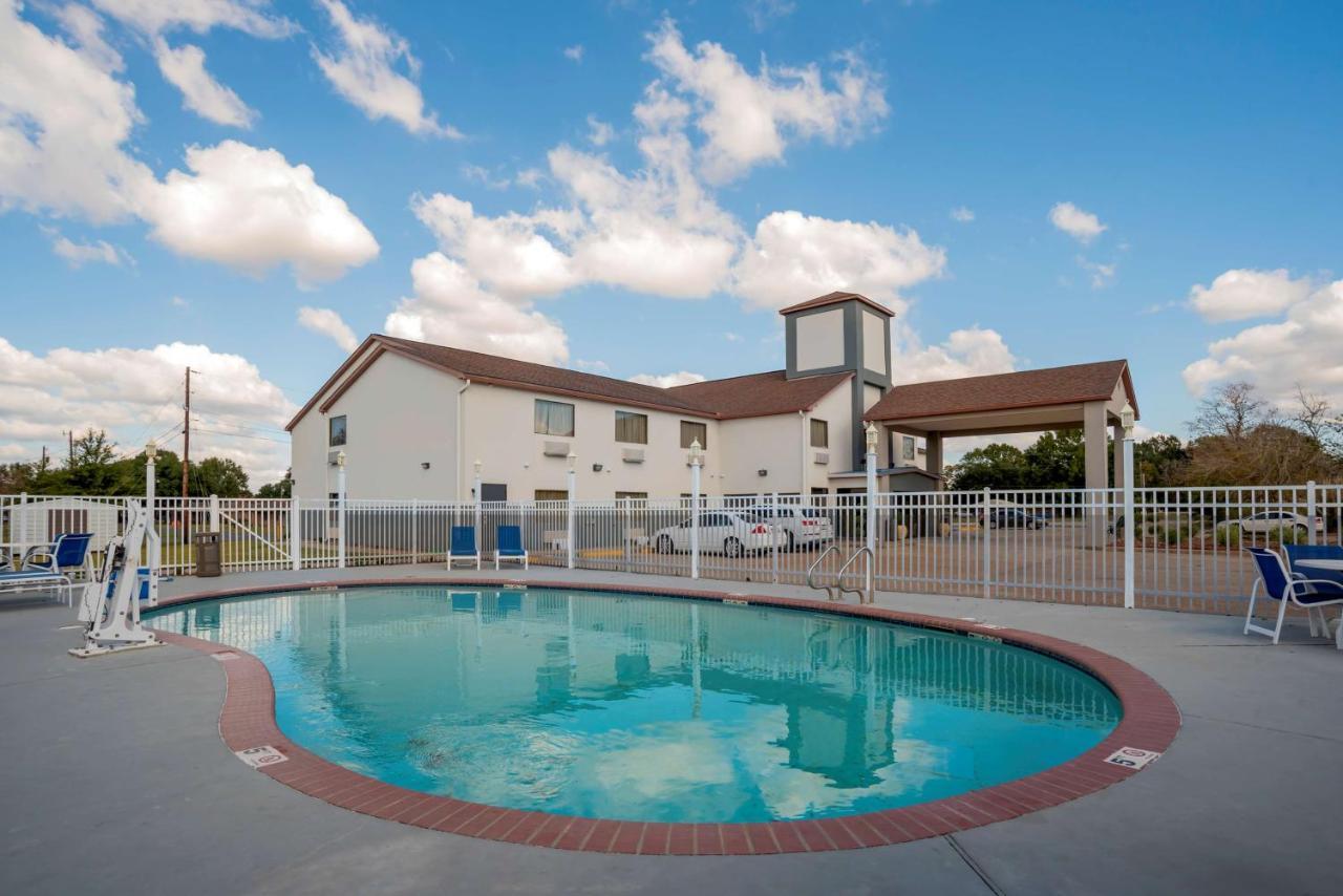 Best Western Ville Platte Bagian luar foto