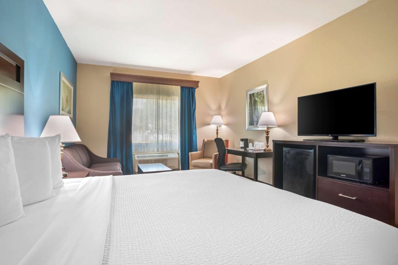 Best Western Ville Platte Bagian luar foto