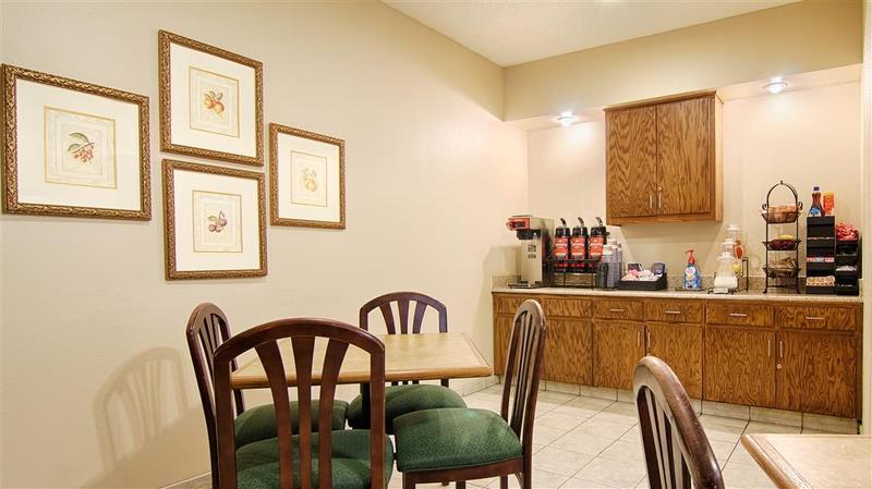 Best Western Ville Platte Bagian luar foto